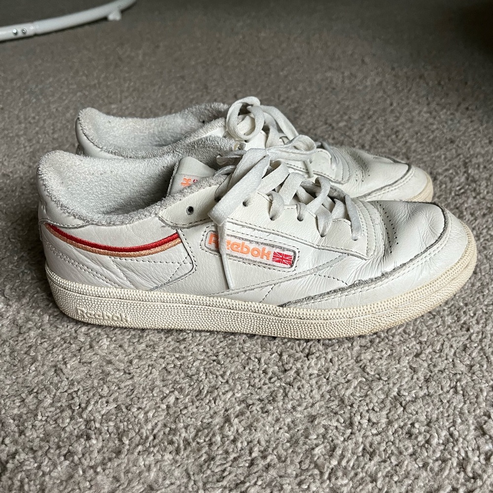 Women’s Reebok size 7.5
